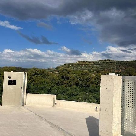 Ek Ornelakis, Luxury Country House With Jacuzzi Chania  Exteriör bild