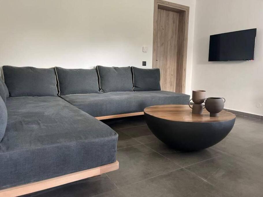 Ek Ornelakis, Luxury Country House With Jacuzzi Chania  Exteriör bild